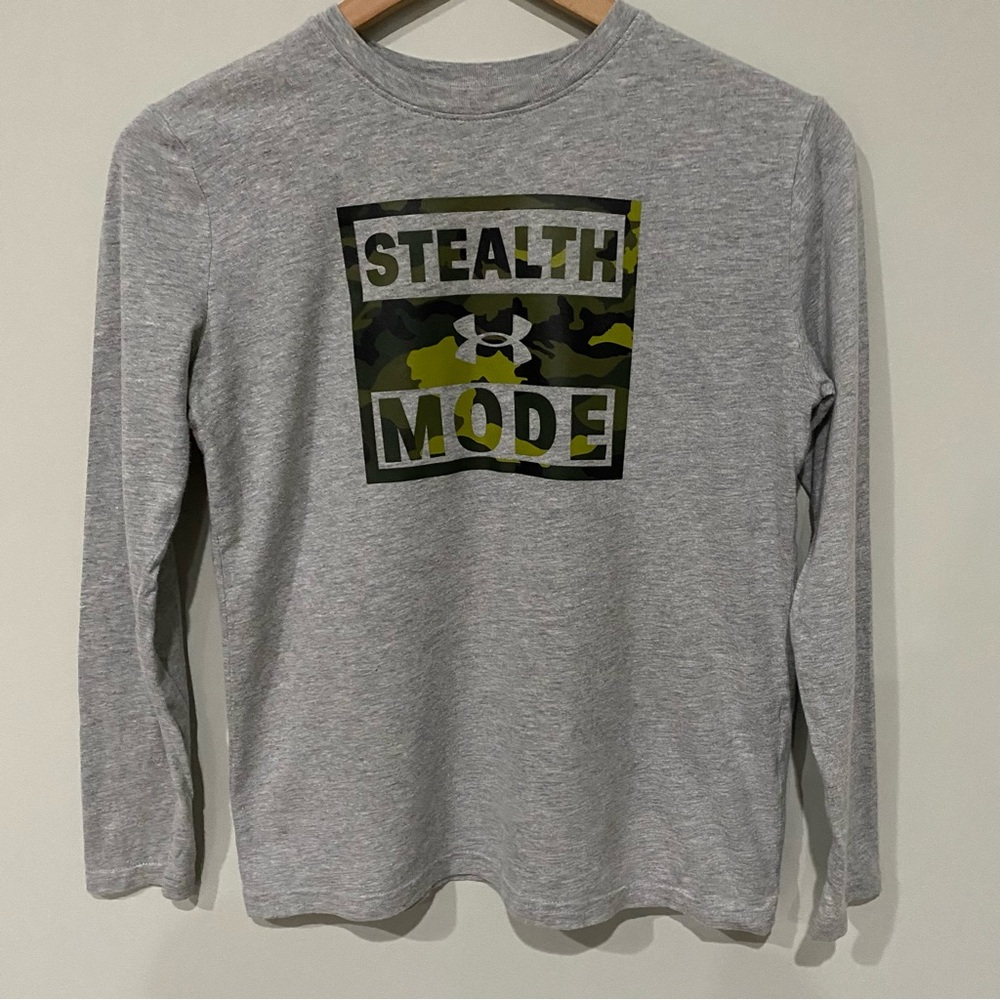 Under Armour T-shirt